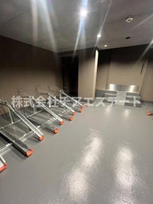 【ロビー】 | アイルプレミアム月島ドゥーエ | ゆとりのあるロビーです