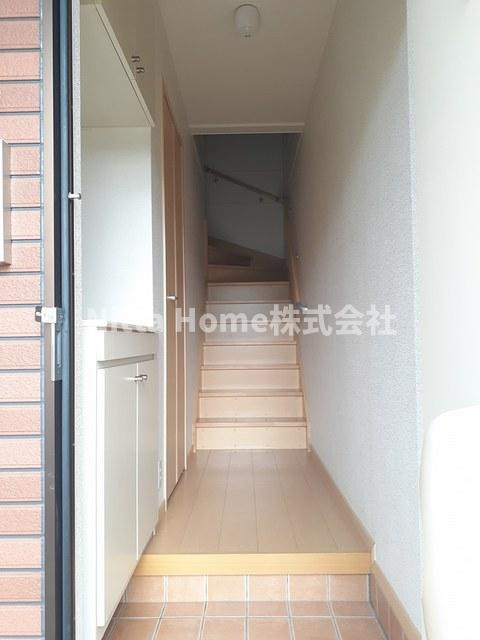 フレスケッツァの玄関|シューズボックス、クローゼット完備の玄関です☆彡