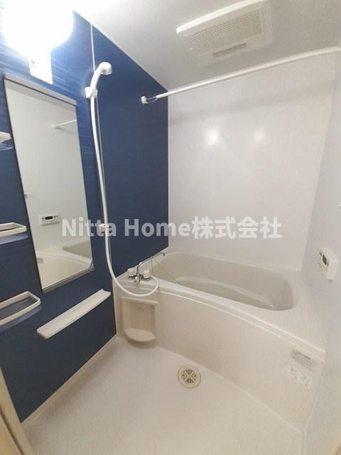 フレスケッツァの浴室|追い焚き、浴室乾燥機付きのバスルームです◇