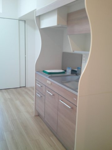 大阪市中央区博労町１丁目の賃貸マンションのキッチン