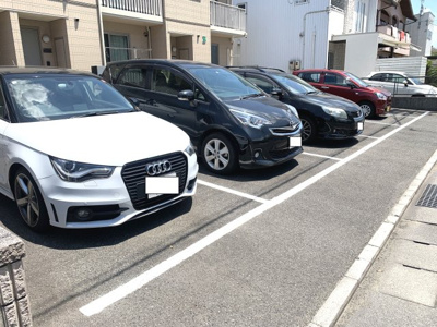 【駐車場】 | シャーメゾン神辺 B棟