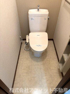 【トイレ】 | シャーメゾン神辺 B棟 | 温水洗浄暖房便座