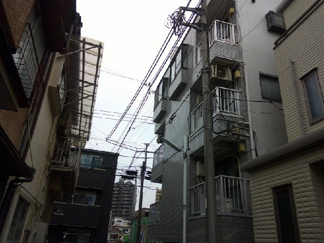 板橋区中丸町の倉庫