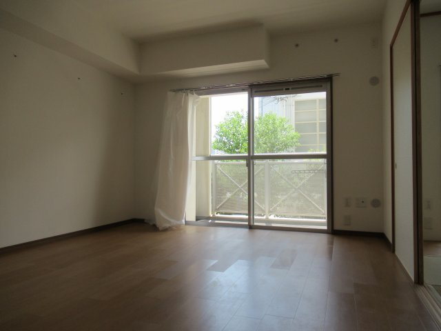 ルネシティ脇浜町第2　１ＬＤＫの居間・リビング|おしゃれなリビングです