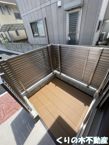 【バルコニー】 | Farbe | お洗濯にも便利なバルコニー付き