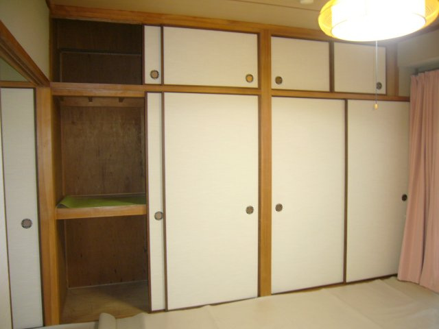 呉市中央３丁目の賃貸マンションの収納