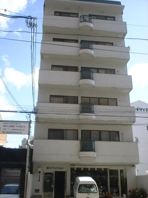 呉市中央３丁目の賃貸マンションの外観