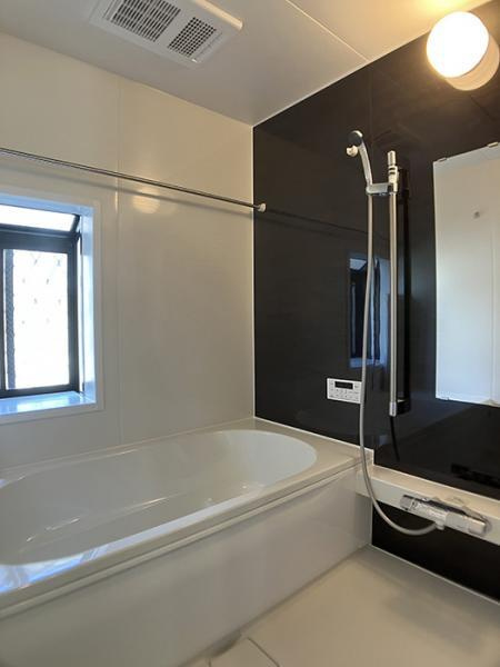 横浜市栄区本郷台5丁目　中古戸建の浴室
