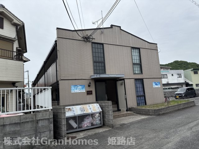 ミストラル下手野の外観
