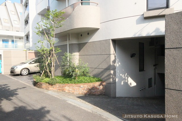 【エントランス】