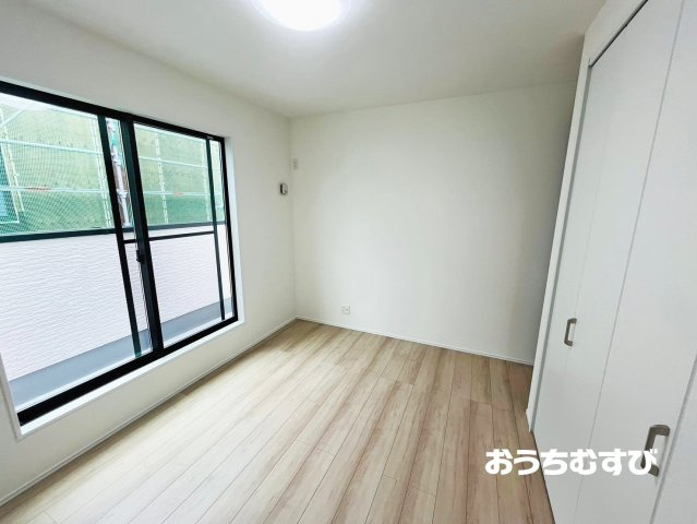 春日井市高山町3丁目(全3棟)の洋室