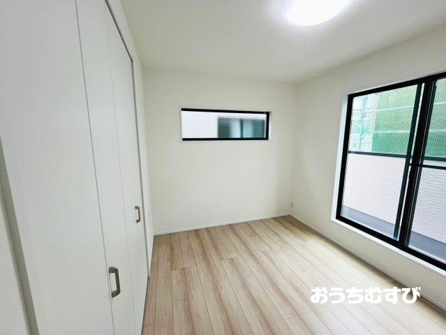 春日井市高山町3丁目(全3棟)の洋室