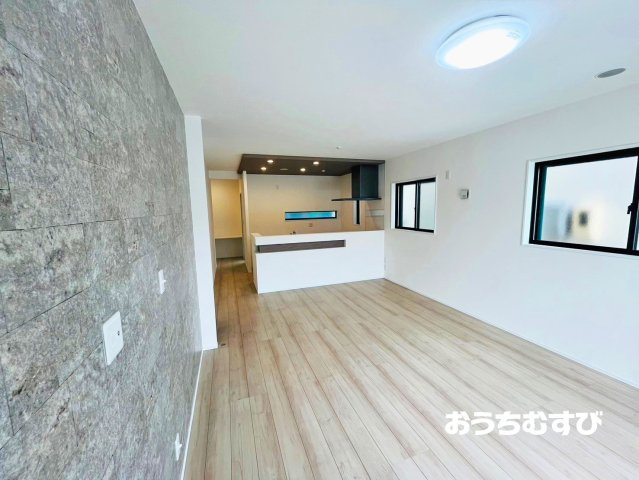 春日井市高山町3丁目(全3棟)の居間・リビング