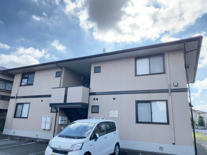 熊本市南区島町１丁目のアパートの外観