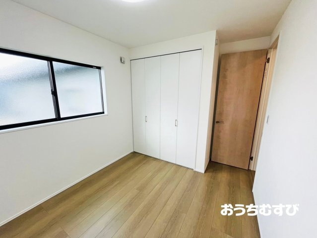 春日井市高山町3丁目(全3棟)の洋室