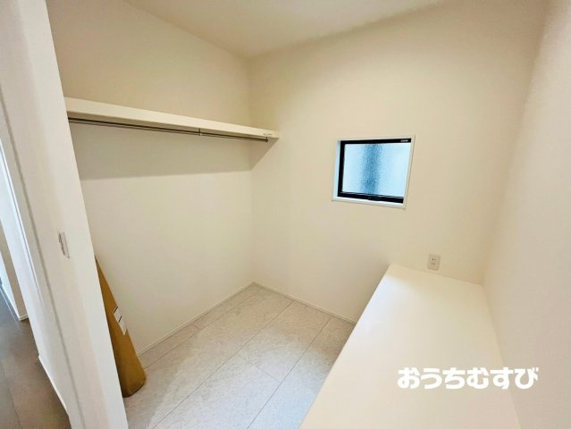 春日井市高山町3丁目(全3棟)の収納