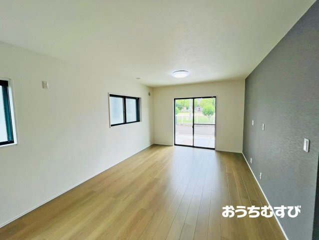 春日井市高山町3丁目(全3棟)の居間・リビング
