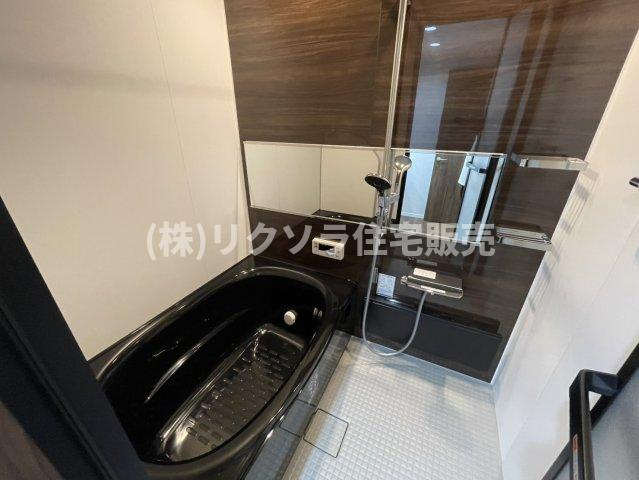 出口３丁目　中古一戸建ての浴室|■物件内覧・資金計画相談・住宅ローン相談、リフォーム相談、お問合せ受付中■
※当日・翌日のご内覧、ご相談はお電話でのお問合せがスムーズです！