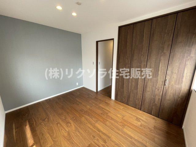 出口３丁目　中古一戸建ての子供部屋|洋室6.0帖
■物件内覧・資金計画相談・住宅ローン相談、リフォーム相談、お問合せ受付中■
※当日・翌日のご内覧、ご相談はお電話でのお問合せがスムーズです！