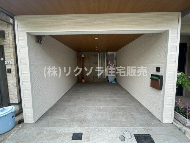 出口３丁目　中古一戸建ての駐車場|■物件内覧・資金計画相談・住宅ローン相談、リフォーム相談、お問合せ受付中■
※当日・翌日のご内覧、ご相談はお電話でのお問合せがスムーズです！