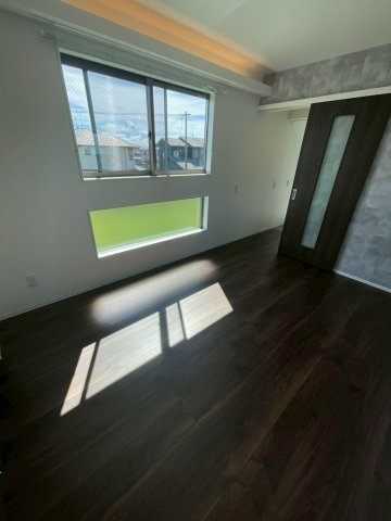 Y’s kokubuの洋室