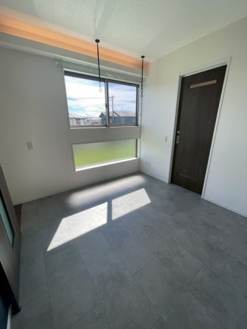 Y’s kokubuの居間・リビング