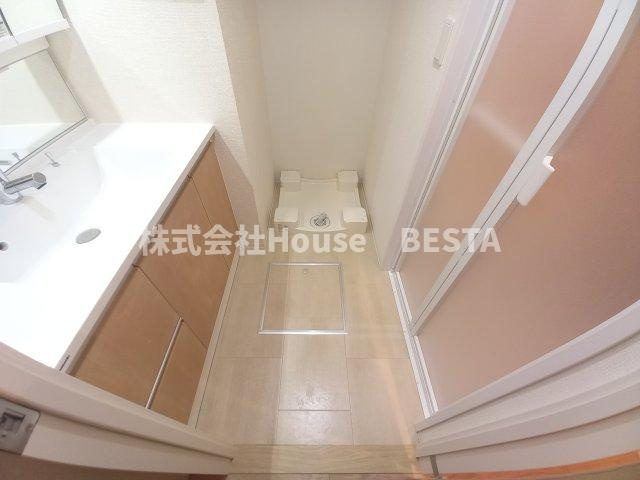 神戸Harborside 萬利Residenceの洗面所