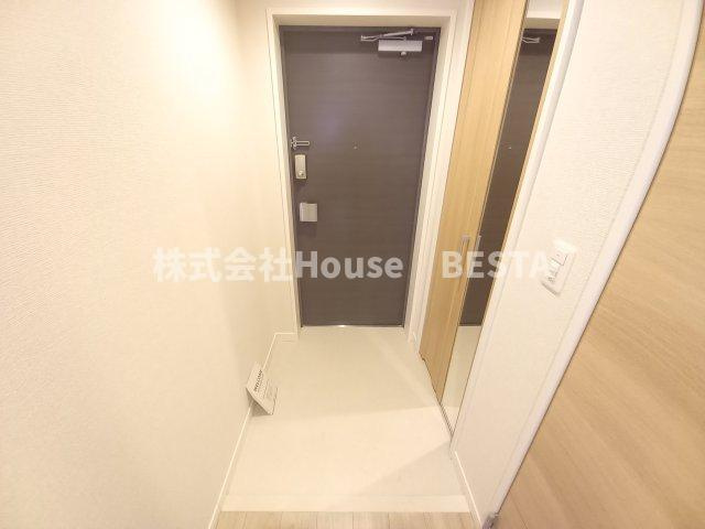 神戸Harborside 萬利Residenceの玄関