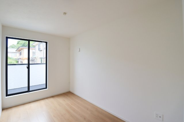 醍醐大高町２区画　１号棟の洋室