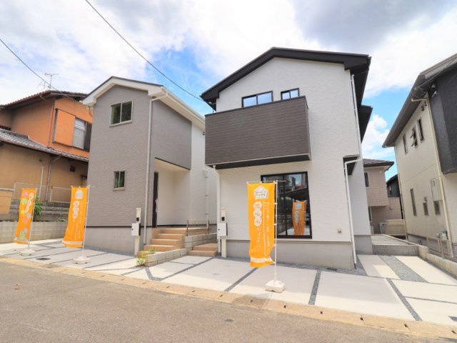 醍醐大高町２区画　１号棟の外観