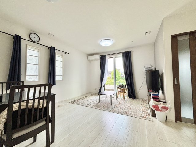 柳川市本町の中古一戸建の居間・リビング