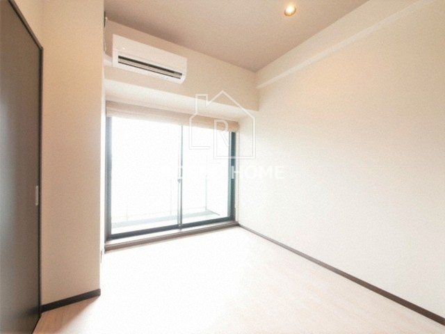 ブエナビスタ大手通の洋室