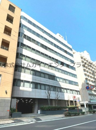 辰野新大阪ビルの外観