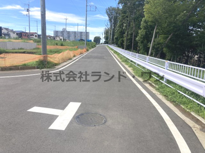 【前面道路含む現地写真】 | 所沢市北秋津　全３区画　Ｃ区画