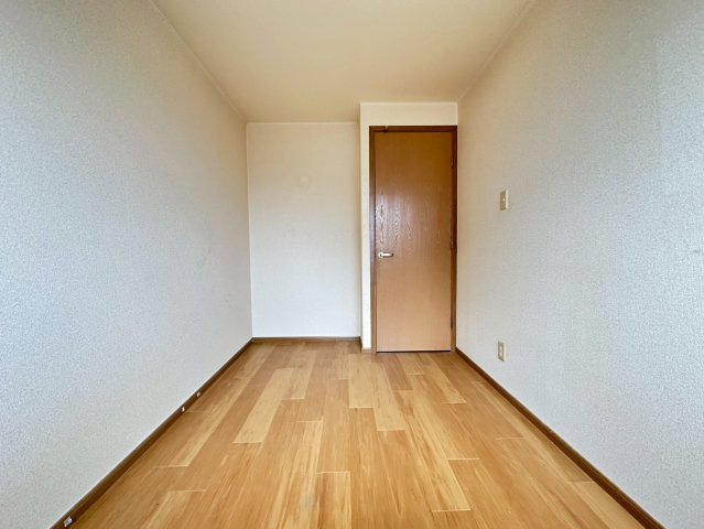 ロイヤルアイフティのその他