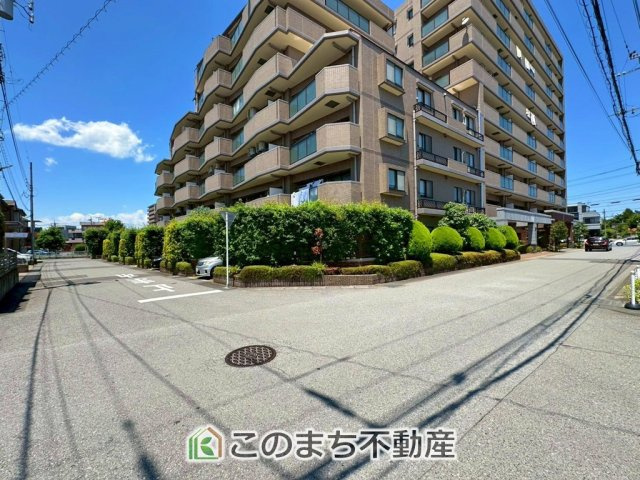 ナイスアーバン今泉プロムナードの外観