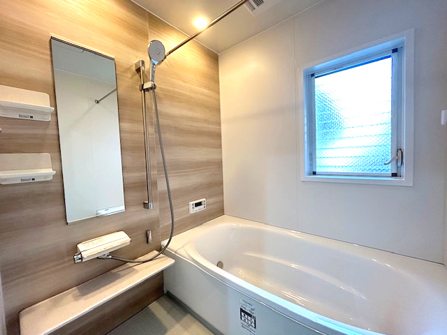 国玉通1丁目戸建の浴室