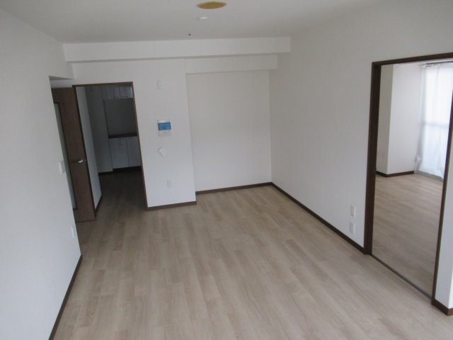 HAT神戸・灘の浜３ＬＤＫの居間・リビング|おしゃれなリビングです