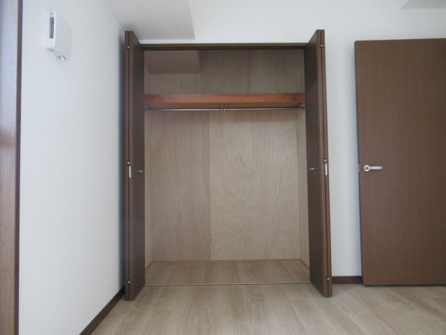 HAT神戸・灘の浜３ＬＤＫの収納|収納豊富です