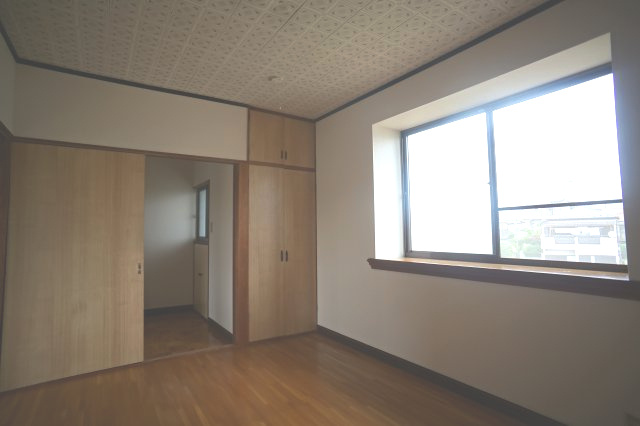 渡辺ハイツの洋室