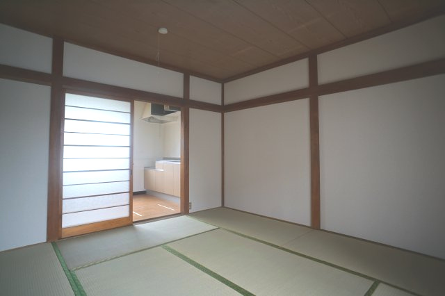 渡辺ハイツの和室