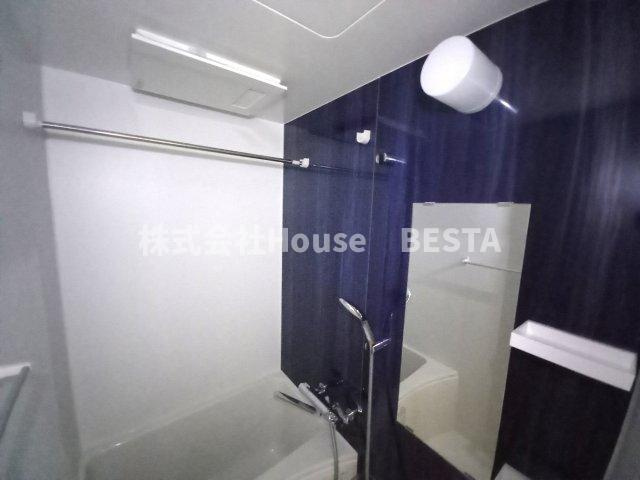 クオーレ神戸山手の浴室