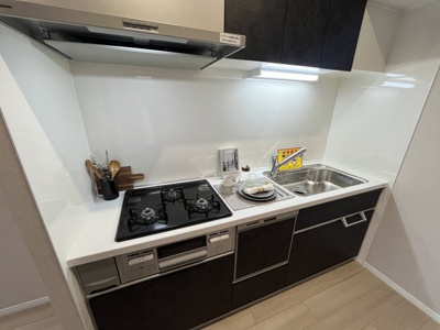 【キッチン】 | 朝日プラザアルティマタワーズ | 食洗器付きのシステムキッチン