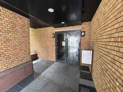 【エントランス】 | 朝日プラザアルティマタワーズ