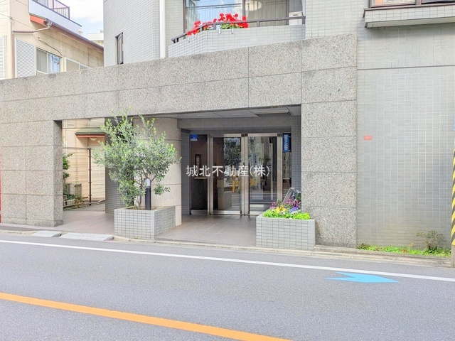 藤和シティホームズ高井戸東のエントランス