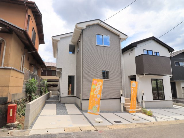 醍醐大高町２区画　２号棟の外観