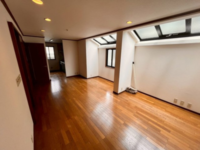 【居間・リビング】 | 中町2丁目戸建（前田邸）