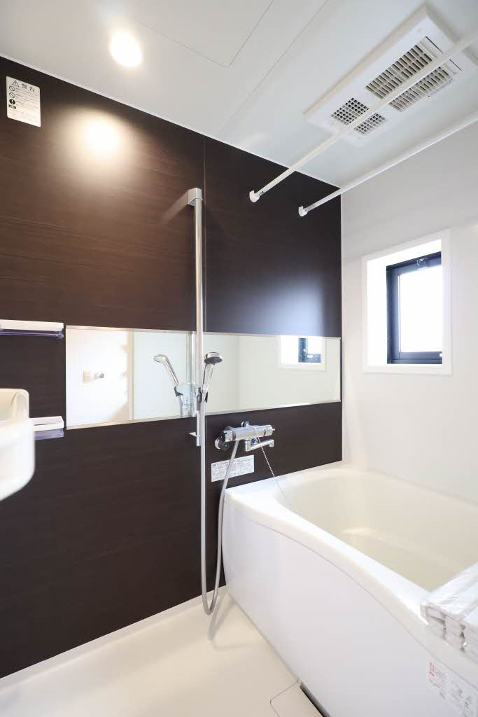 クレール瀬戸見A棟の浴室