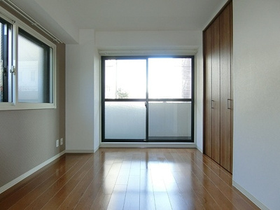 【居間・リビング】 | ドムール江古田 | 洋室５畳※2017年12月撮影