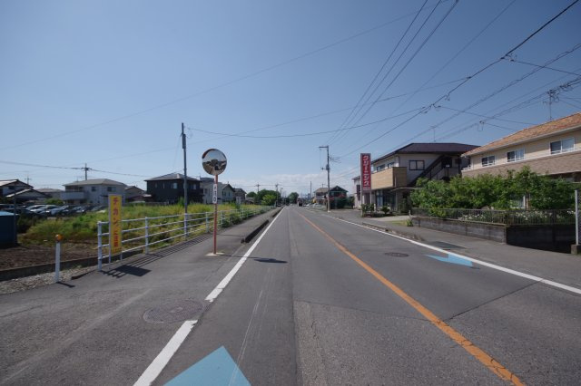 下都賀郡壬生町元町　土地の前面道路含む現地写真